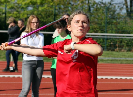 Nordhessische Wurfmeisterschaften U14 und U16 mit Hammer U18 und 20